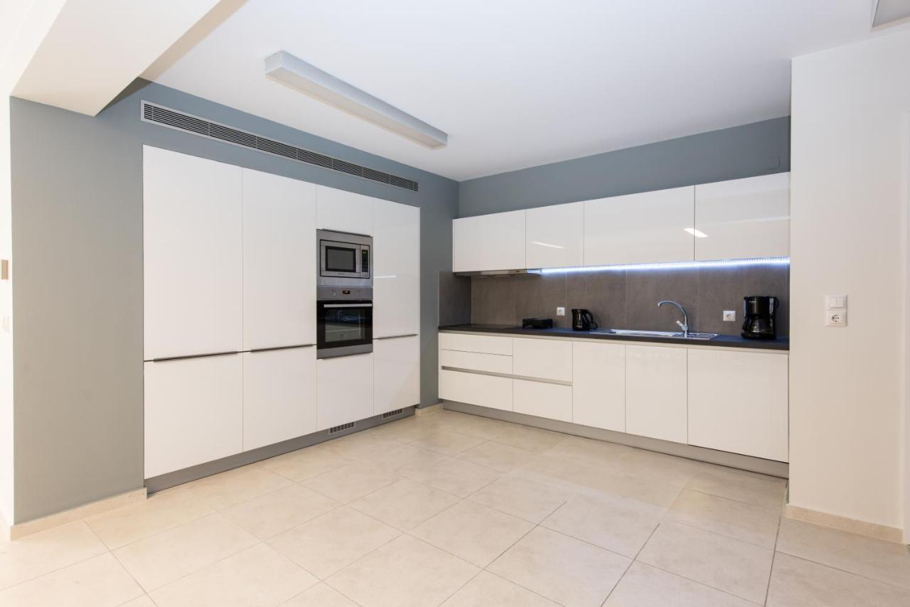 Spacious Fully Equipped 3Bd 2Bath Apt In The Heart Of City With Balconies Ac And Fast Wifi #1 Héraklion Extérieur photo